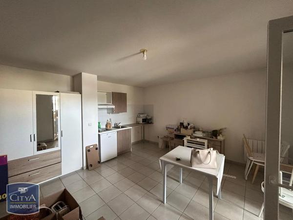 Appartement à louer 2 pièces 39.76m² Bourg-en-Bresse (01000)