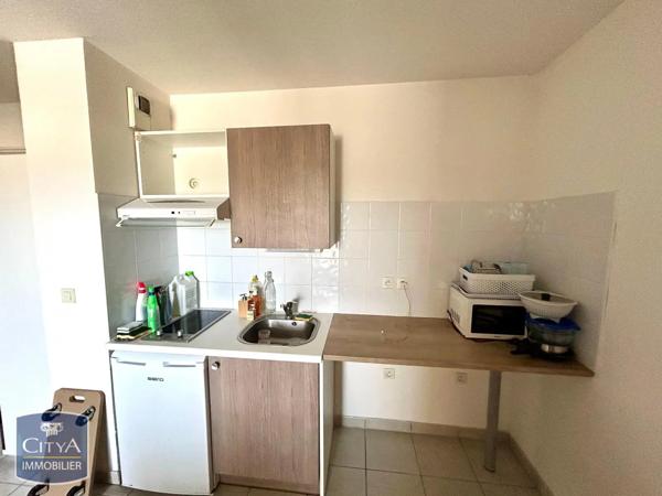 Appartement à louer 2 pièces 39.76m² Bourg-en-Bresse (01000)