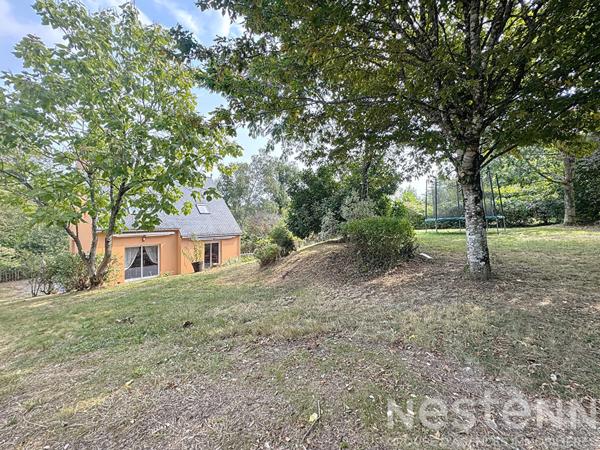 Maison contemporaine, vie de plain pied - 106m² - 4 chambres - sous-sol ; Languidic.