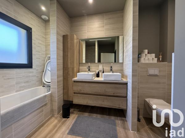 Maison à vendre 4 pièces 114 m² Saint-Pierre-Eynac