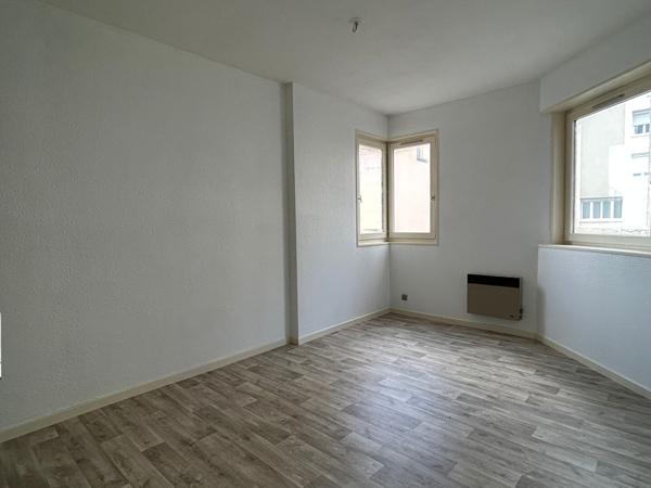 Loue Bourg T3 quartier Brou avec cave et garage