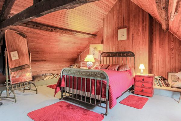 Maison de maître 10 pièce(s) Rare ,Maule centre (Viager occupé)