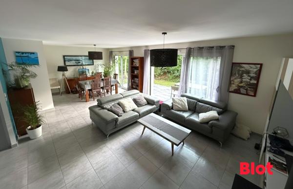 Maison 6 pièce(s)
