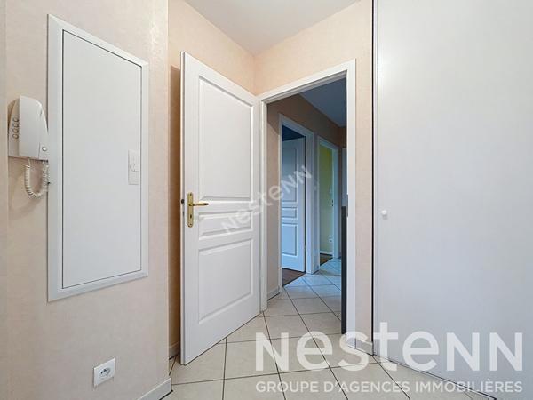 Appartement Moulins Les Metz 3 pièce(s) 71m2 - 3 pièces - 2 chambres - terrasse - garage - parking