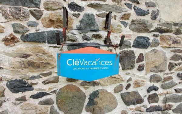 Location - Maison Scrignac 29640 8 pièces 188 m 2 2055 m 2
