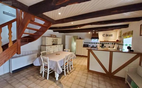 Location - Maison Scrignac 29640 8 pièces 188 m 2 2055 m 2