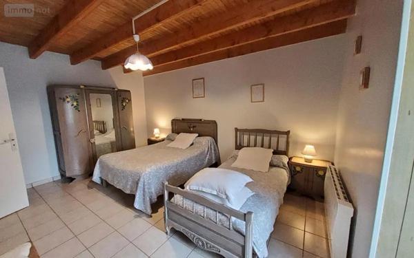 Location - Maison Scrignac 29640 8 pièces 188 m 2 2055 m 2