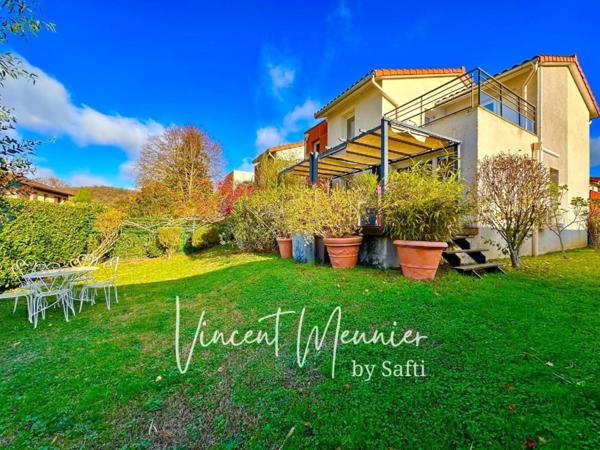 Maison 2008 avec jardin et Garage