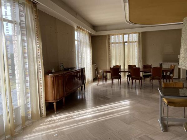 Maison à vendre à Javerlhac et la Chapelle Saint Robert en Dordogne (24300), ref : 077/1491