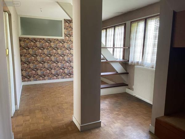 Maison à vendre à Javerlhac et la Chapelle Saint Robert en Dordogne (24300), ref : 077/1491