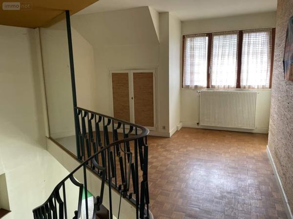 Maison à vendre à Javerlhac et la Chapelle Saint Robert en Dordogne (24300), ref : 077/1491