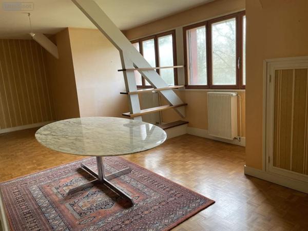 Maison à vendre à Javerlhac et la Chapelle Saint Robert en Dordogne (24300), ref : 077/1491