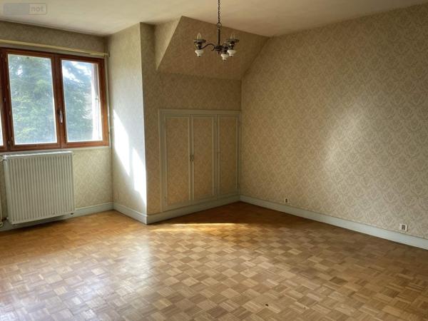 Maison à vendre à Javerlhac et la Chapelle Saint Robert en Dordogne (24300), ref : 077/1491