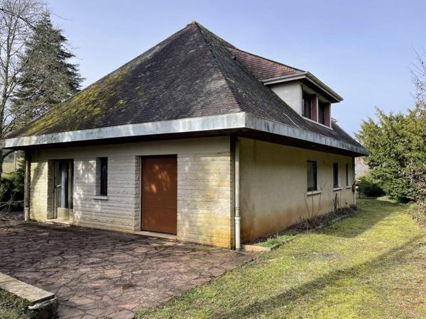 Maison à vendre à Javerlhac et la Chapelle Saint Robert en Dordogne (24300), ref : 077/1491