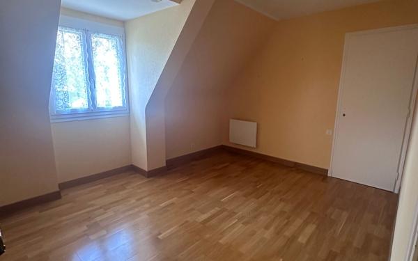 Maison à vendre    4 pièces •  Monterblanc