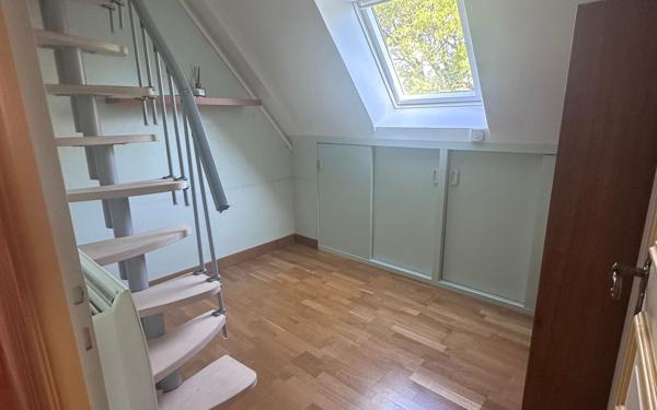Maison à vendre    4 pièces •  Monterblanc