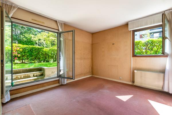 Appartement 4 pièces à vendre à Courbevoie - Coeur Bécon, rare sur le marché !