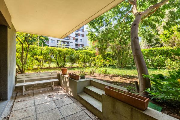 Appartement 4 pièces à vendre à Courbevoie - Coeur Bécon, rare sur le marché !