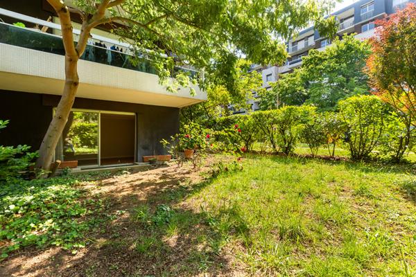 Appartement 4 pièces à vendre à Courbevoie - Coeur Bécon, rare sur le marché !