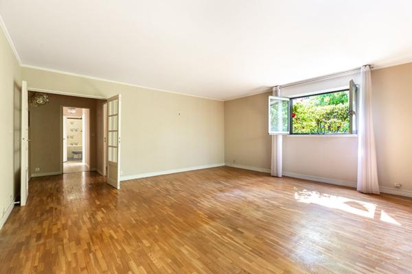 Appartement 4 pièces à vendre à Courbevoie - Coeur Bécon, rare sur le marché !