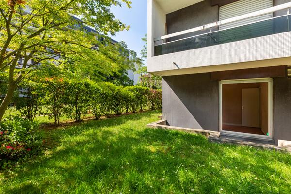 Appartement 4 pièces à vendre à Courbevoie - Coeur Bécon, rare sur le marché !