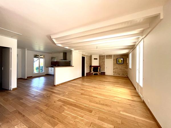 Maison T6 secteur TROYES ref 479A
