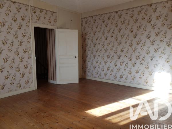 Maison à vendre 6 pièces 163 m² Paizay-Naudouin-Embourie