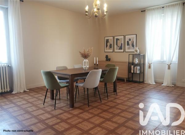 Maison à vendre 6 pièces 163 m² Paizay-Naudouin-Embourie