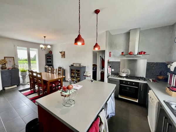 Vente Maison 5 pièces 152 m2 à Aiguillon