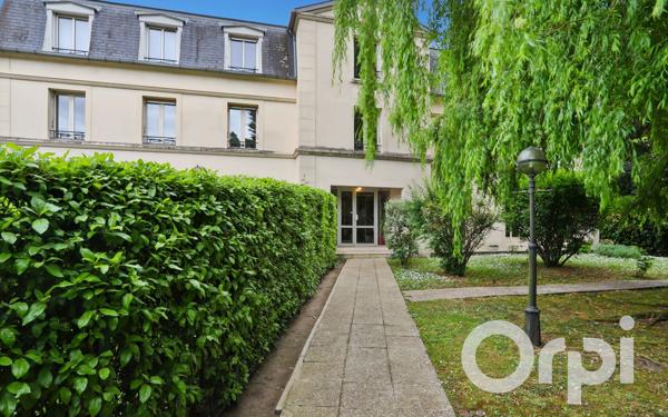 Appartement à vendre    5 pièces • 187 m2 Gisors