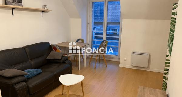Location Studio meublé 28.32 m² - ÉTampes 91150