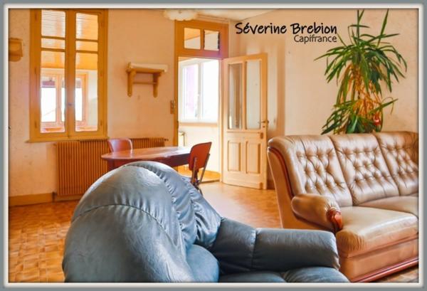 Maison de village 4 chambres, terrasse et jardin ARCONSAT (63)