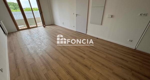 Location Appartement 2 pièces 43.4 m² - La Riche 37520