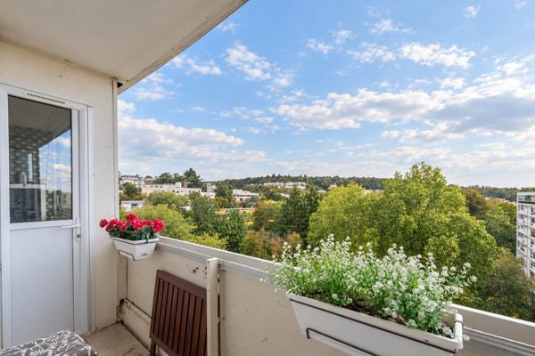 Appartement
         3 pièces
        - 77 m² Exclusivité 485 000 € *