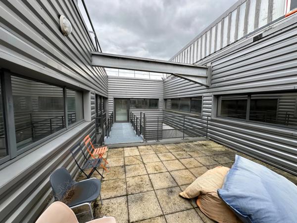 bureaux à louer RILLIEUX LA PAPE (69) plateau de bureaux de 249m2 au 1er étage avec parking inclu