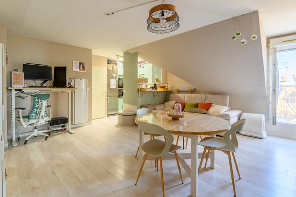 Appartement 3 pièces à vendre à Torcy - Centre ville - Dernier étage,