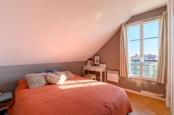 Appartement 3 pièces à vendre à Torcy - Centre ville - Dernier étage,