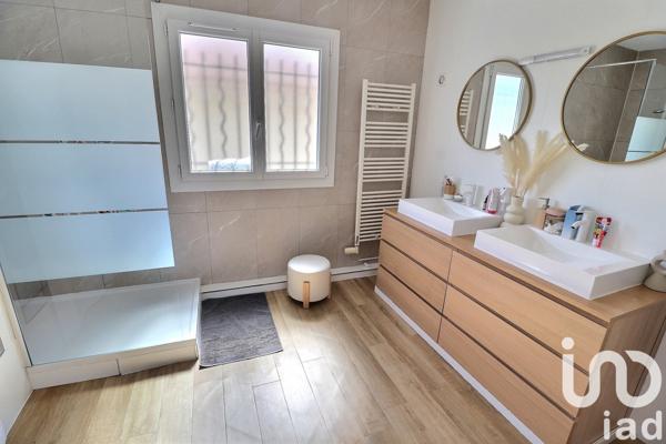 Maison à vendre 5 pièces 197 m² Plan-de-Cuques