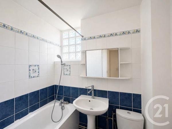 Appartement Studio à vendre  1 pièce - 29,77 m 2   LIVRY GARGAN  - 93