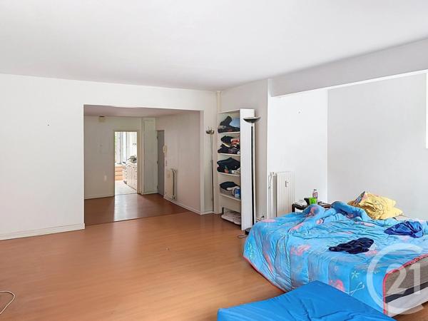 Appartement F2 à vendre  2 pièces - 65,99 m2 ST DENIS - 93