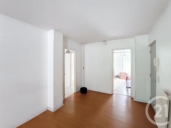 Appartement F2 à vendre  2 pièces - 65,99 m2 ST DENIS - 93