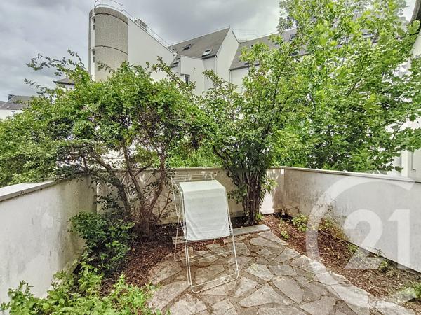 Appartement F2 à vendre  2 pièces - 65,99 m2 ST DENIS - 93