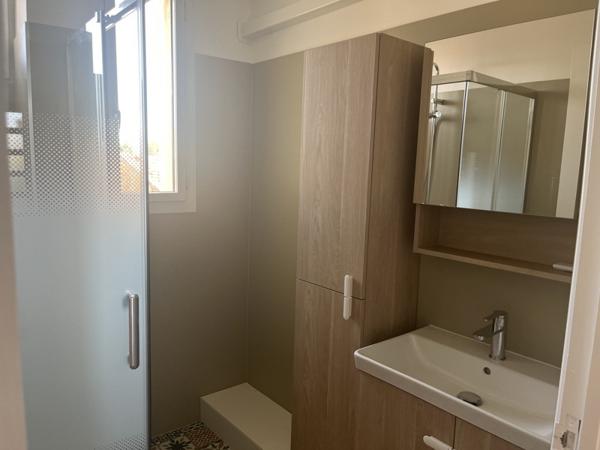 Appartement à louer |  Frontignan |  5 pièces | 96 m²