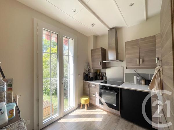Maison à vendre  5 pièces - 85 m 2   VILLEMOMBLE  - 93