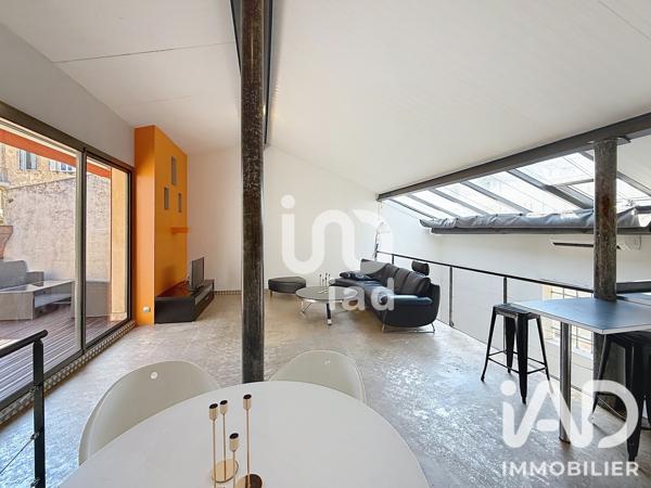 Location appartement 2 pièces 90 m² Marseille 1