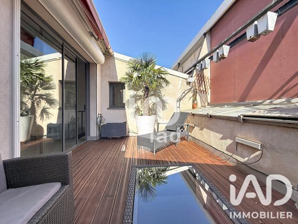 Location appartement 2 pièces 90 m² Marseille 1