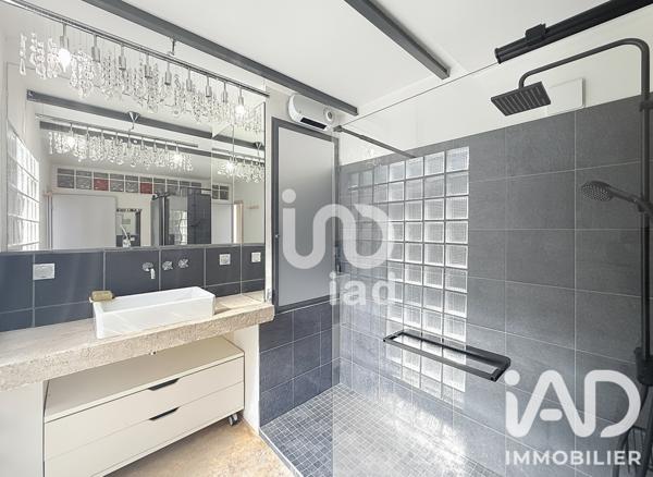 Location appartement 2 pièces 90 m² Marseille 1