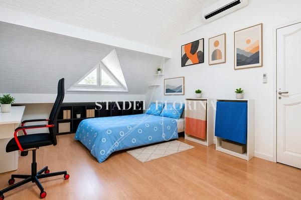 Maison
         6 pièces
        - 132 m² Exclusivité 520 000 € *