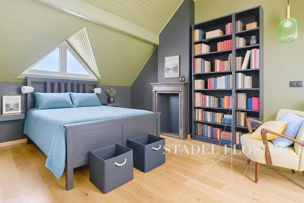 Maison
         6 pièces
        - 132 m² Exclusivité 520 000 € *