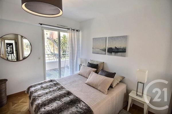 Appartement F4 à vendre  4 pièces - 108,27 m2 BEAUSOLEIL - 06